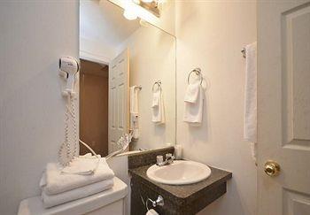 Ottawa Inn Hotel Bagian luar foto