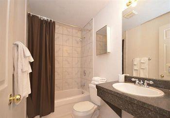 Ottawa Inn Hotel Bagian luar foto